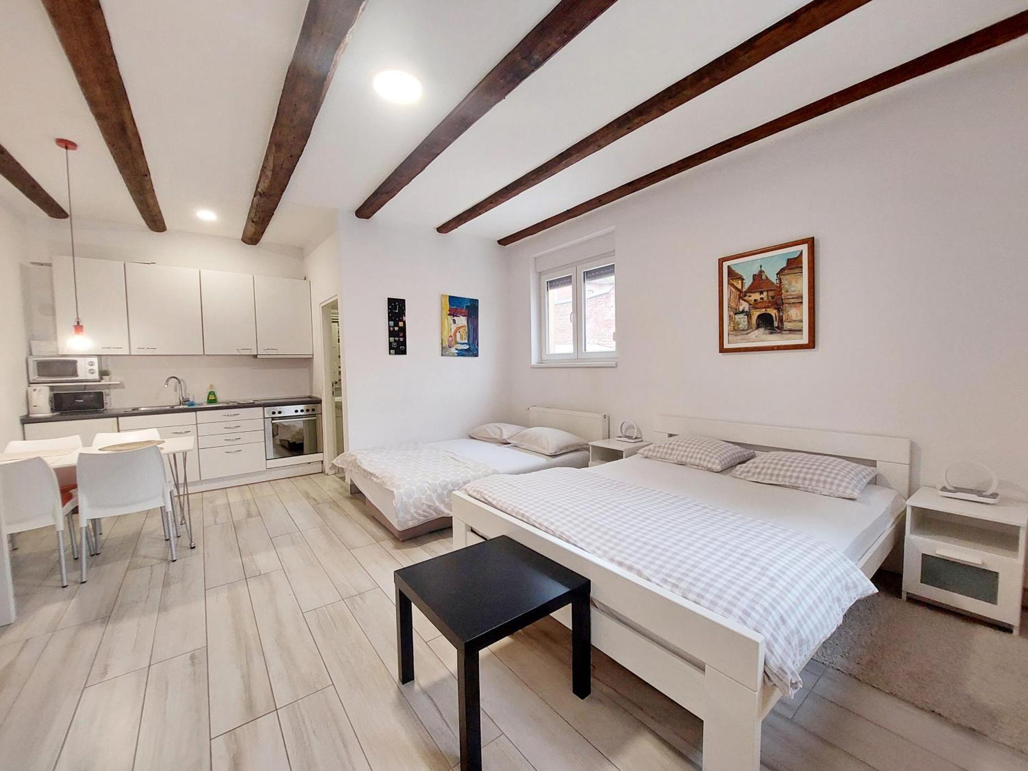 Home Away From Home - Apartment Ilica Zagreb Eksteriør billede